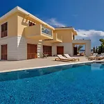 Luxury Hvar Deluxe Palace 2 With Pool Near And *