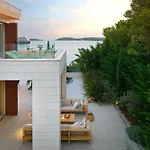 Luxury Hvar Deluxe Palace 2 With Pool Near And *