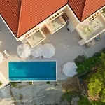 Luxury Hvar Deluxe Palace 2 With Pool Near And *