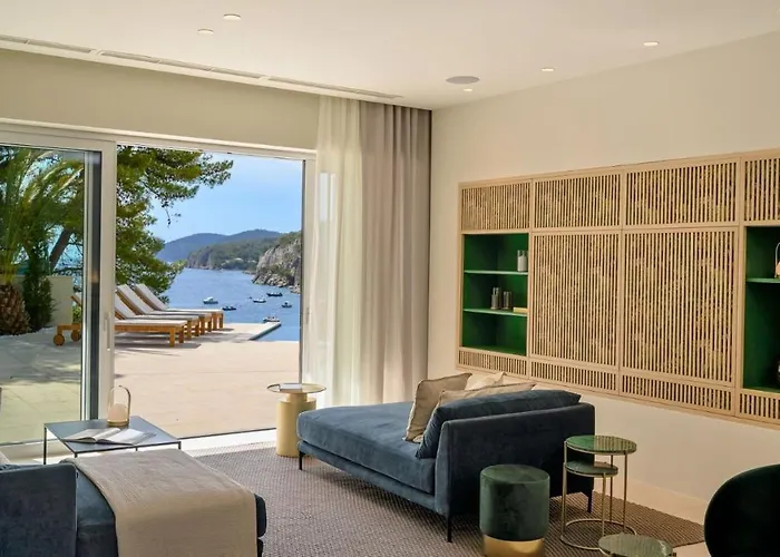 Luxury Hvar Deluxe Palace 2 With Pool At The Villa