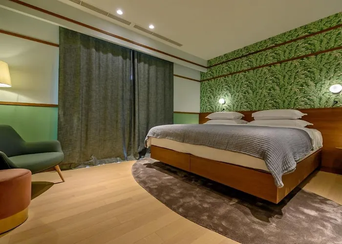 Villa Luxury Hvar Deluxe Palace 2 With Pool At The *