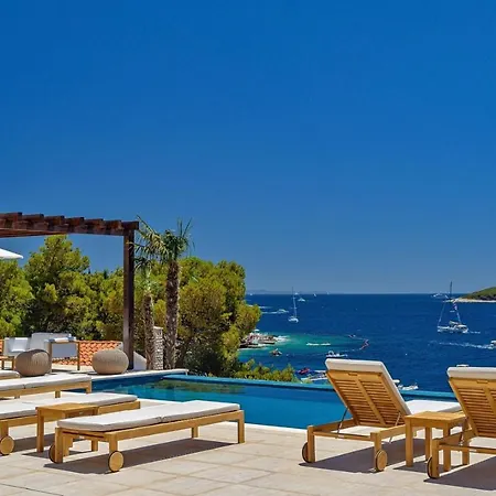 Villa Luxury Hvar Deluxe Palace 2 With Pool At The *