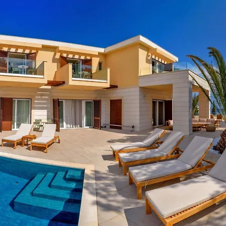Villa Luxury Hvar Deluxe Palace 2 With Pool At The Hvar Town
