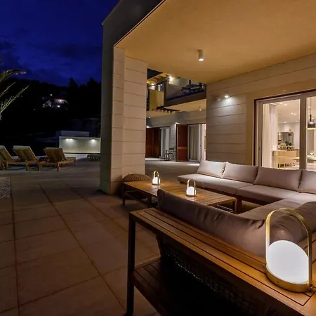 Luxury Hvar Deluxe Palace 2 With Pool At The Villa