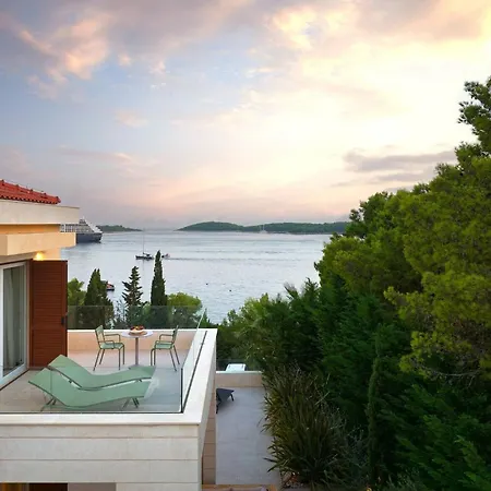Luxury Hvar Deluxe Palace 2 With Pool Near And Willa