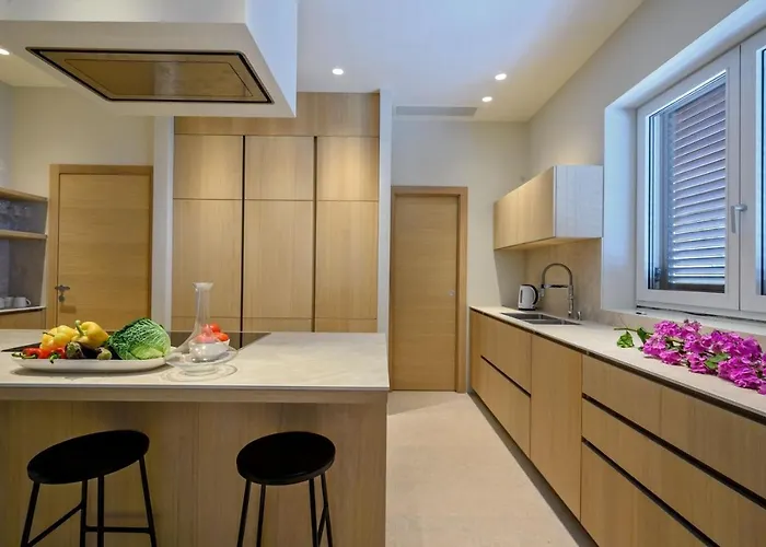 Villa Luxury Hvar Deluxe Palace 2 With Pool At The *