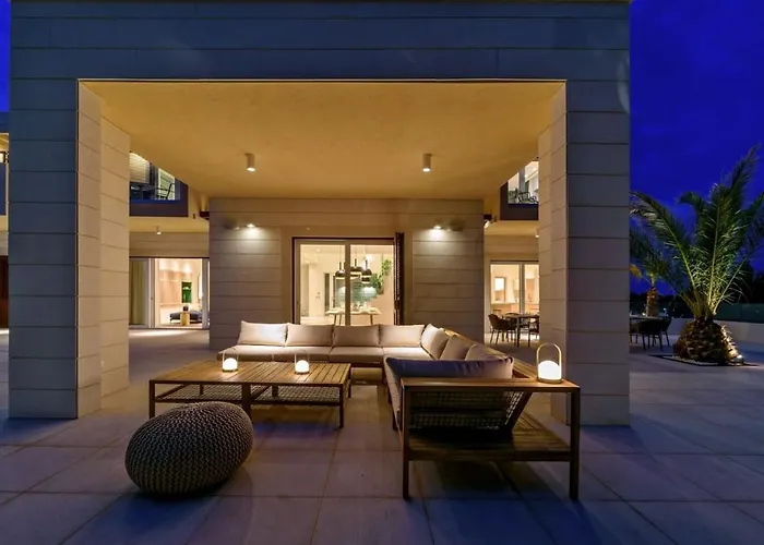 Villa Luxury Hvar Deluxe Palace 2 With Pool At The Hvar Town